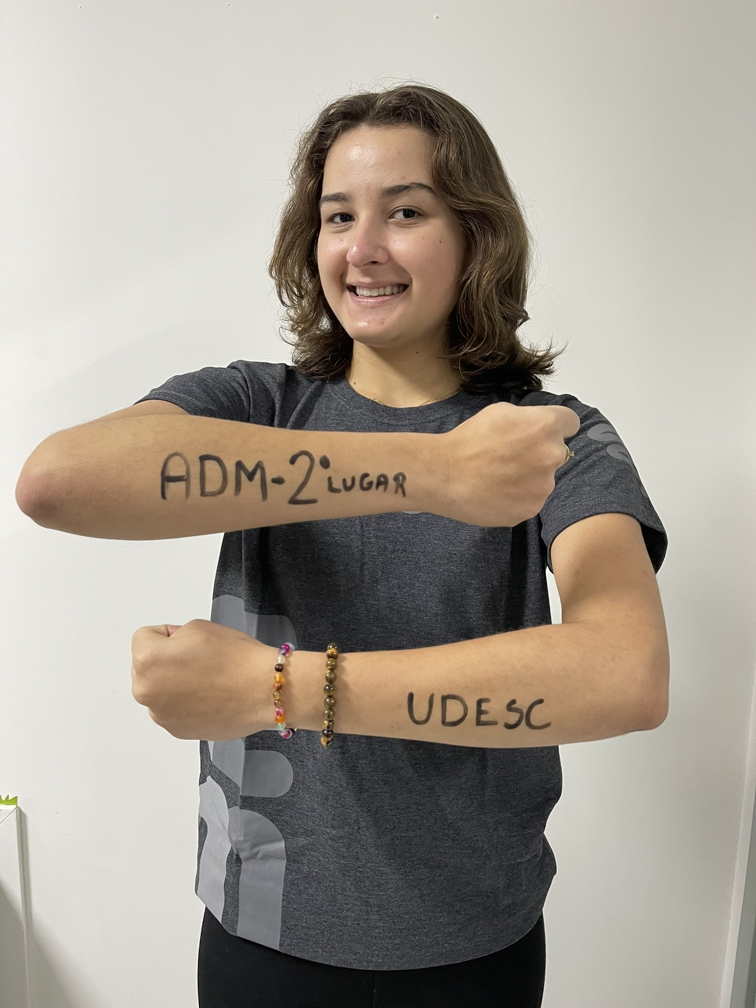 Isabella, 2º lugar em Administração na UDESC